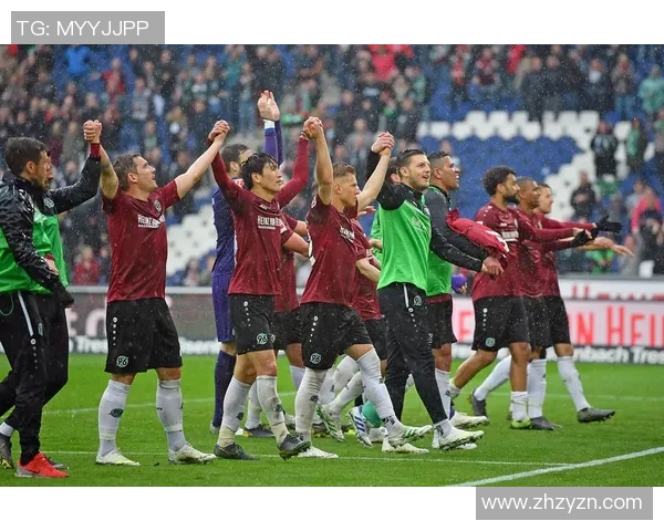 德乙焦点战科隆主场迎战波鸿期待精彩对决与激烈竞争 德乙焦点战科隆主场迎战波鸿期待精彩对决与激烈竞争